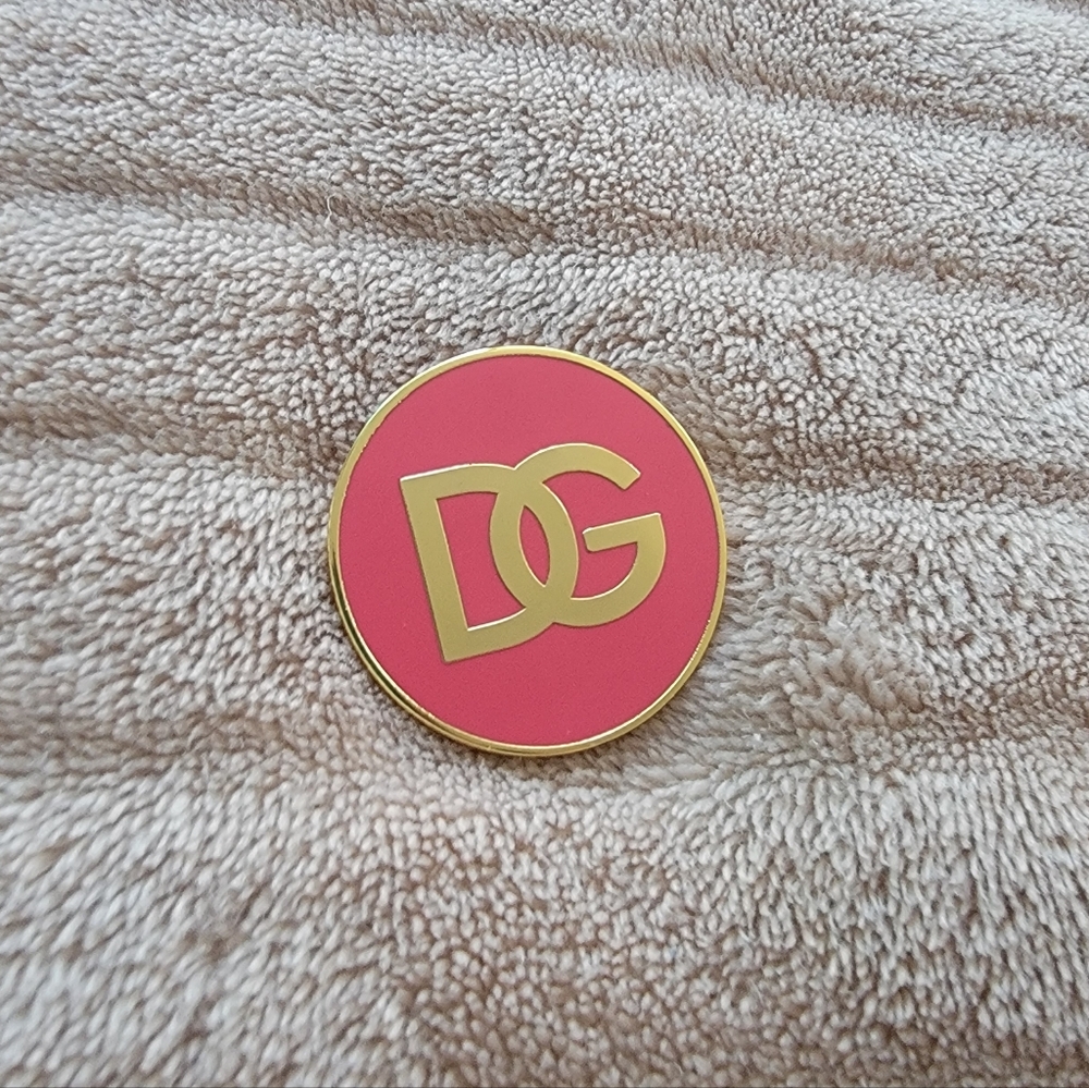 Dolce & Gabbana Pin